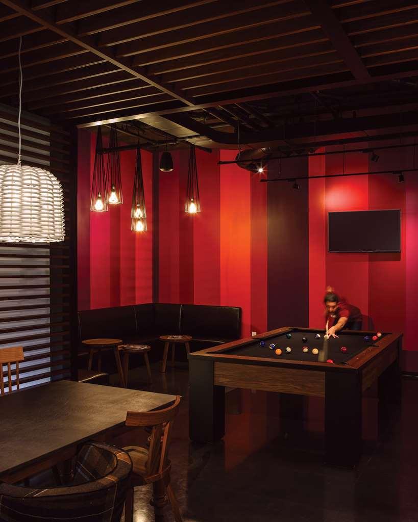 Alt Hotel Ottawa Downtown Interior photo