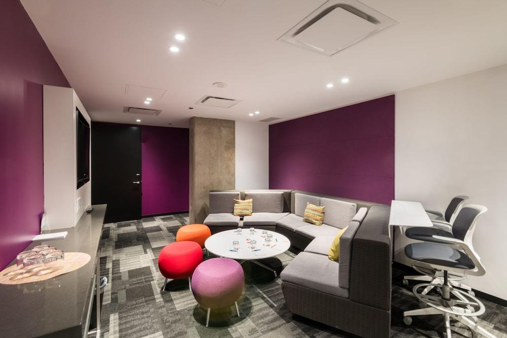 Alt Hotel Ottawa Downtown Exterior photo